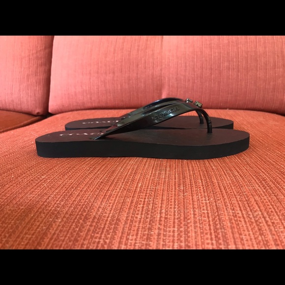 Coach Black Abbigail Flip Flops Size 6 - Picture 6 of 6